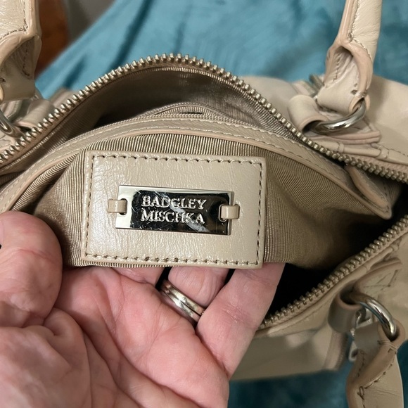 Badgely Mischa Vintage Crème Leather Boston Bag Satchel Expandable Snakeskin - Picture 7 of 10